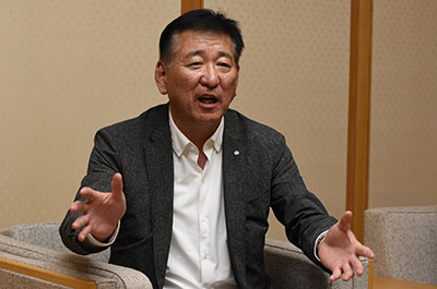 
地域商社こうち山本一也社長